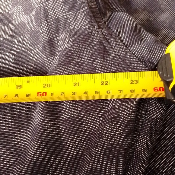 7 Downie st. Black and white long sleeve button-down men shirt. Circle pattern.6 - Picture 3 of 8